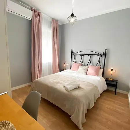 Bright Flat Rosaleda Malaga